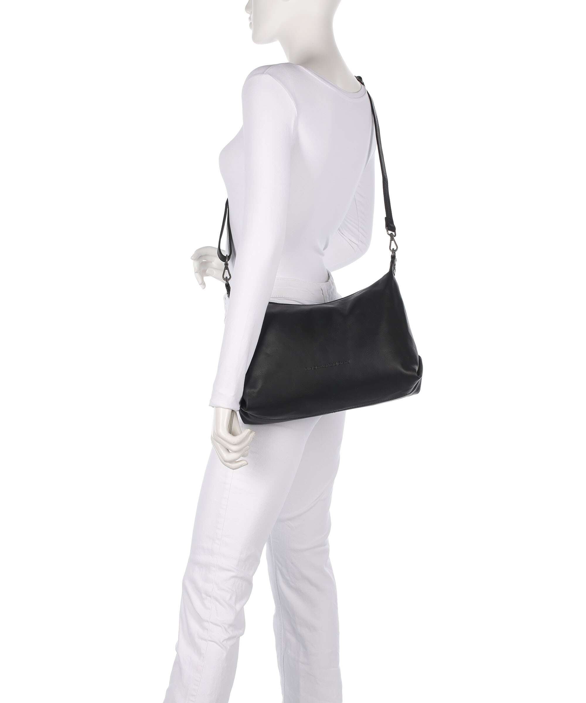 The Chesterfield Brand Wax Pull Up Cow Skara Hobo bag black