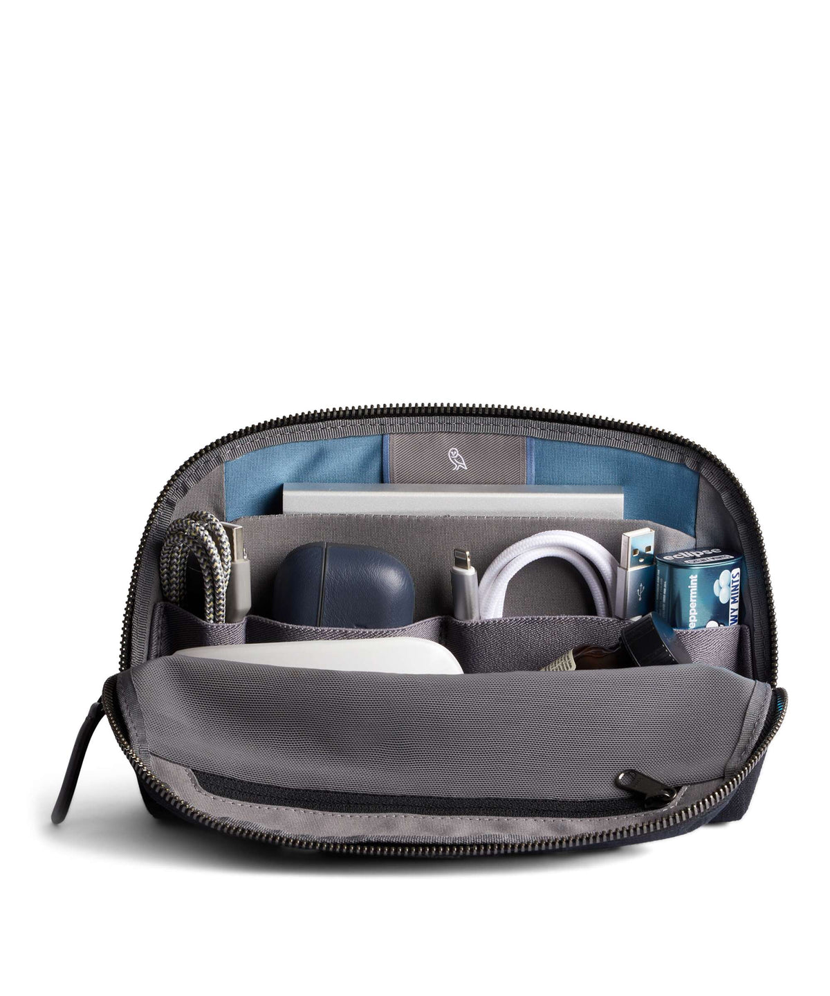 Bellroy Tech Desk Caddy Travel accessory black