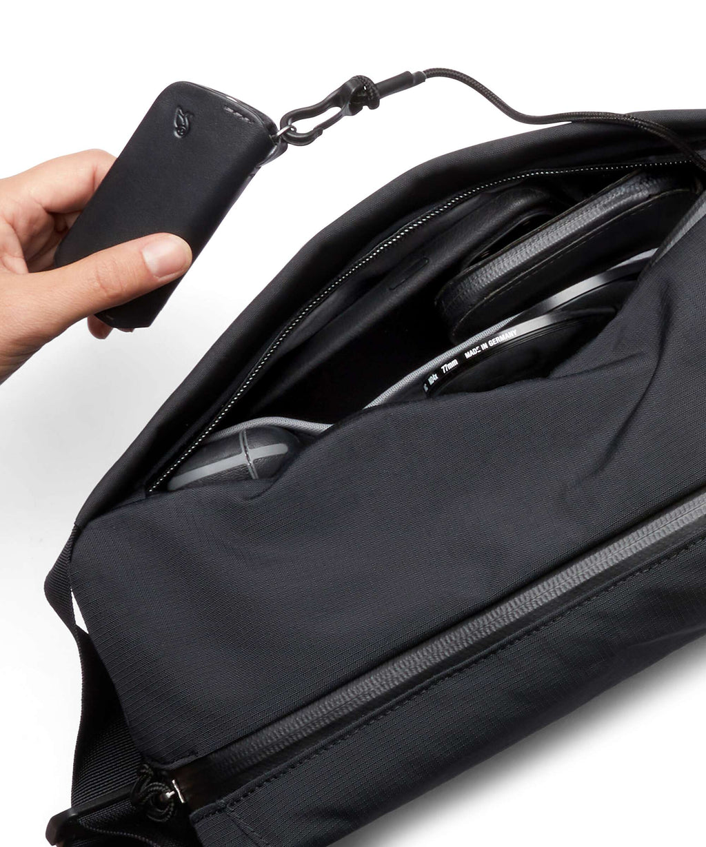 Bellroy Venture 10 Camera Fanny pack black