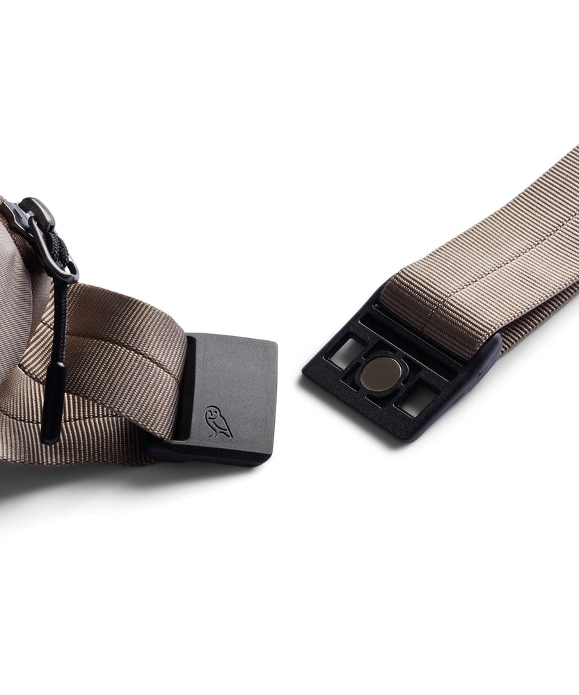 Bellroy Laneway 2L Fanny pack fawn