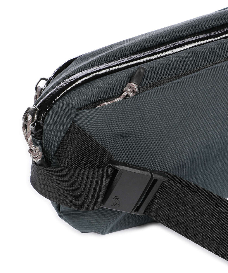 Bellroy Venture 2.5L Ready Fanny pack deep ocean