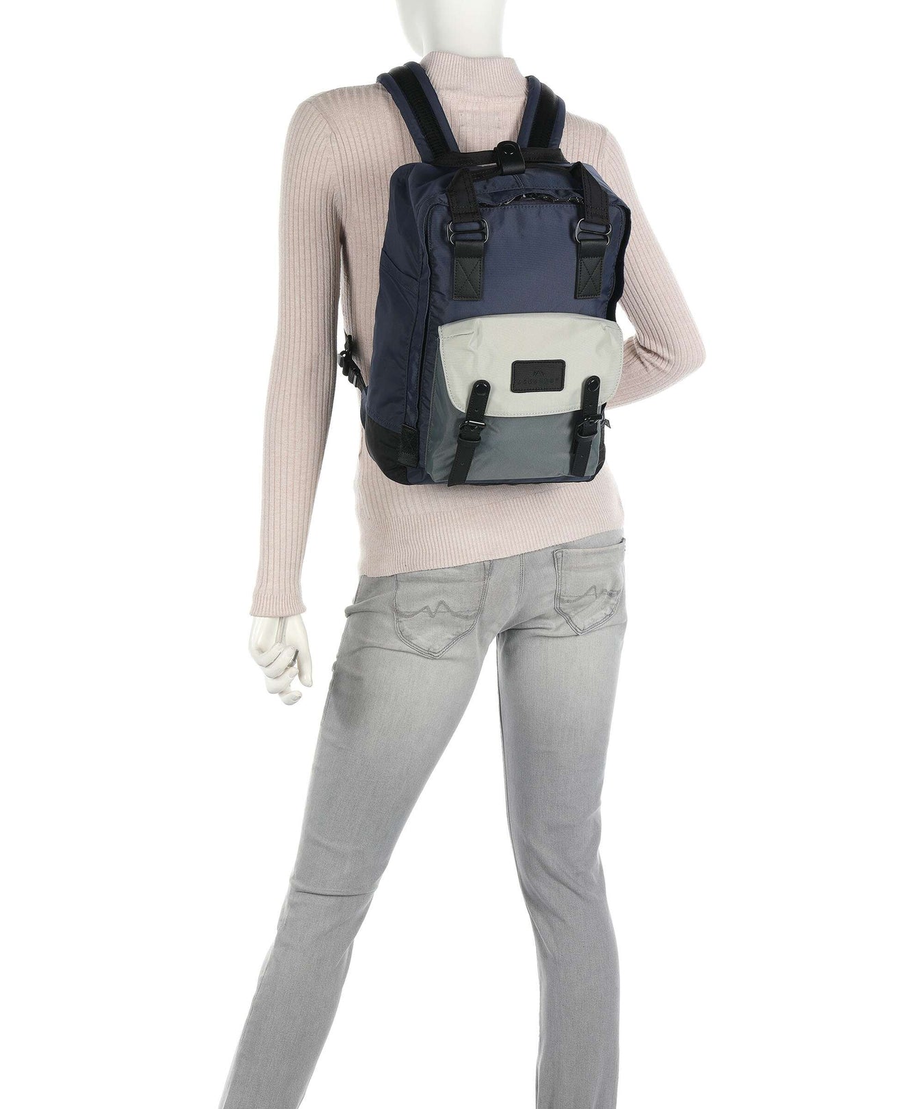 Doughnut Macaroon Backpack black